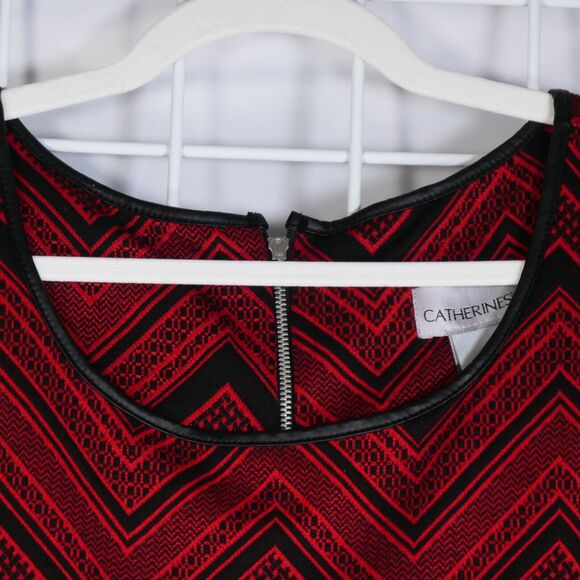 Catherines Sweater Dress Women 4X Red Chevron Shift Exposed Zipper Plus Size - Picture 9 of 10